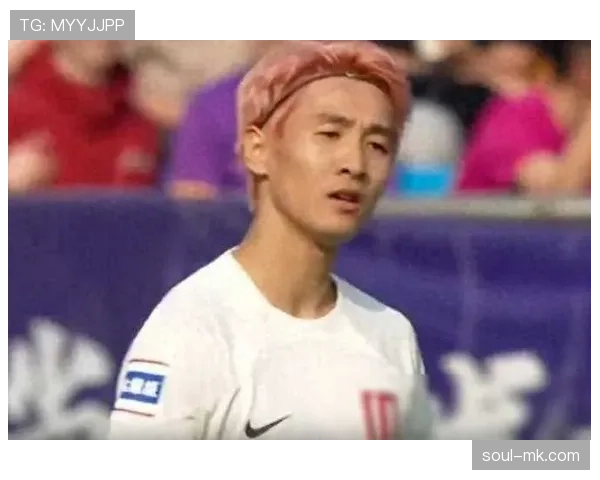 韦世豪状态回暖助海港迎战劲敌,展现强劲竞争力 韦世豪状态回暖助海港迎战劲敌,展现强劲竞争力